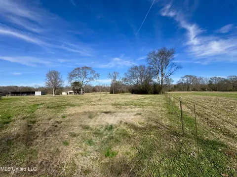 Exterior - 2720 Davis Rd, Terry, MS 39170 photo 12 of 16