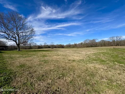 Exterior - 2720 Davis Rd, Terry, MS 39170 photo 10 of 16