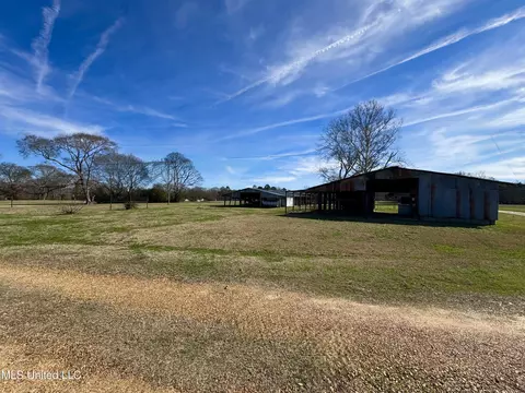 Exterior - 2720 Davis Rd, Terry, MS 39170 photo 15 of 16