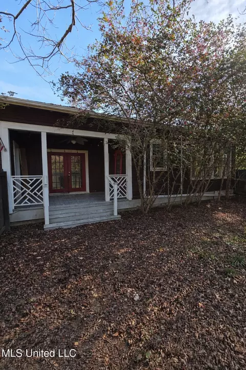 Exterior - 1079 Beech St, Wesson, MS 39191 photo 1 of 7