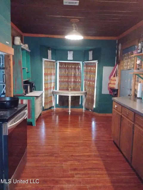 914 Mary St, Monticello, MS 39654