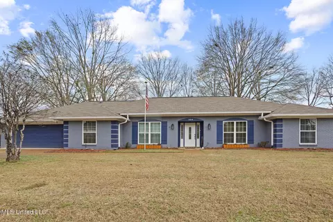 324 Millcreek Dr, Brandon, MS 39047