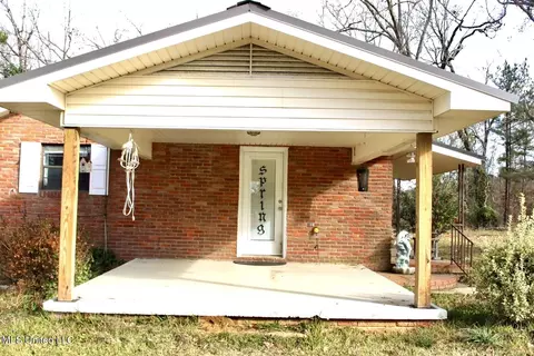 Exterior - 1646 SW West Lincoln Dr, Brookhaven, MS 39601 photo 1 of 3