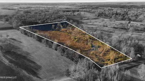 Gravel Springs Road, Senatobia, MS 38668