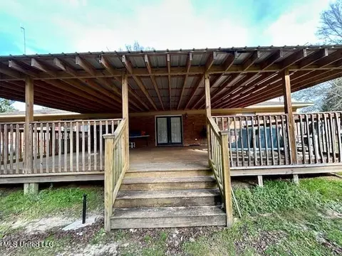Exterior - 1119 Willis Cotton Rd, Summit, MS 39666 photo 5 of 10