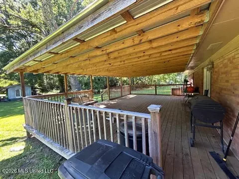 Exterior - 1119 Willis Cotton Rd, Summit, MS 39666 photo 6 of 10