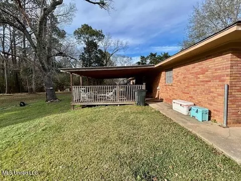 Exterior - 1119 Willis Cotton Rd, Summit, MS 39666 photo 2 of 10