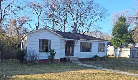 1421 Highland Ave, Greenville, MS 38701