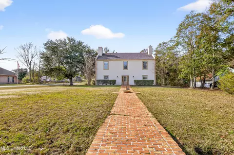 6730 Alewa Pl, Diamondhead, MS 39525