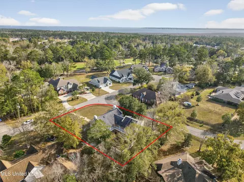 View/Area - 6730 Alewa Pl, Diamondhead, MS 39525 photo 3 of 5