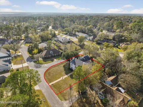 View/Area - 6730 Alewa Pl, Diamondhead, MS 39525 photo 2 of 5