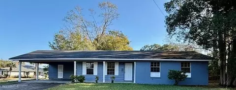 2719 Dantzler St, Moss Point, MS 39563