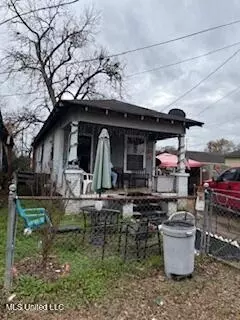 317 W Percy St, Greenwood, MS 38930