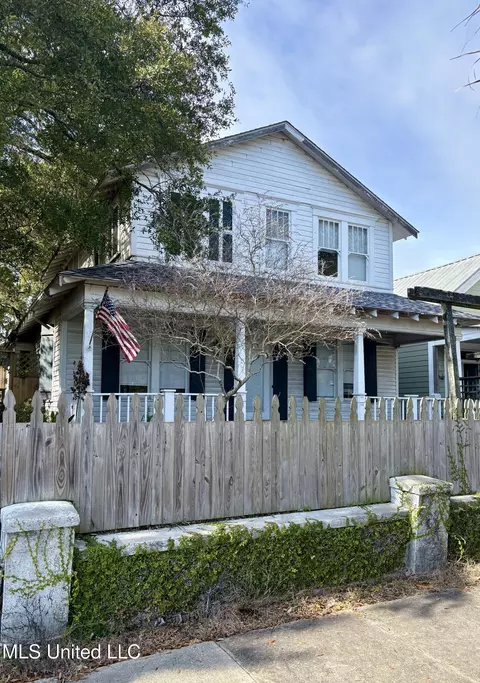 1111 31st Ave, Gulfport, MS 39501