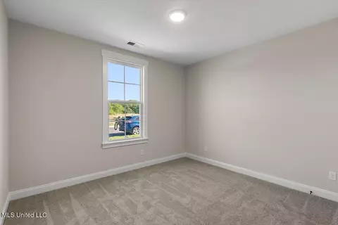 Bedroom - 538 Bolivar Dr, Nesbit, MS 38651 photo 3 of 6