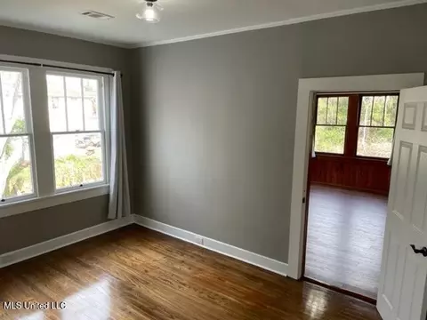 Bedroom - 1013 Main St, Natchez, MS 39120 photo 1 of 2