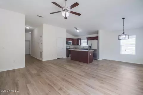 13110 Turtle Creek Pkwy, Gulfport, MS 39503