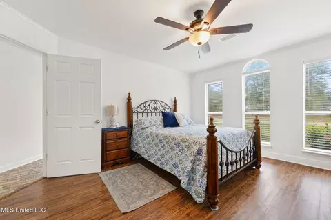 Bedroom - 14449 Pine Ridge Rd, Vancleave, MS 39565 photo 2 of 6