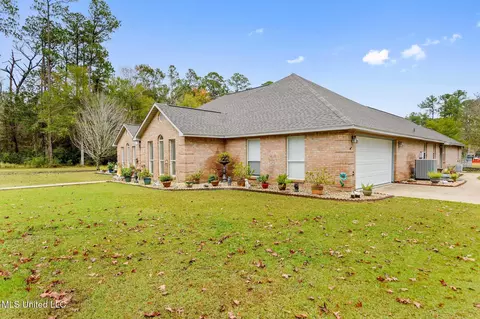 Exterior - 14449 Pine Ridge Rd, Vancleave, MS 39565 photo 2 of 11