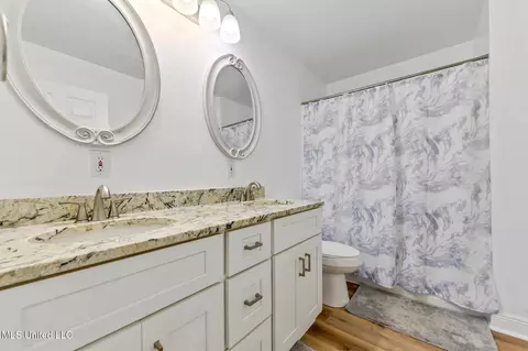 Bath - 14449 Pine Ridge Rd, Vancleave, MS 39565 photo 6 of 7