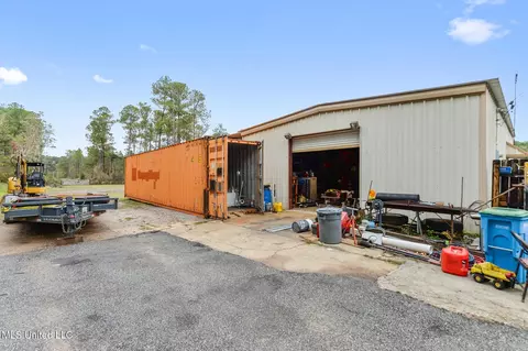 000 Pine Ridgeparker Rd, Vancleave, MS 39565