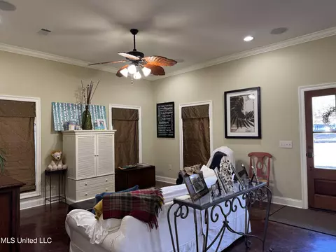1225 Noble Dr, Edwards, MS 39066 photo 8
