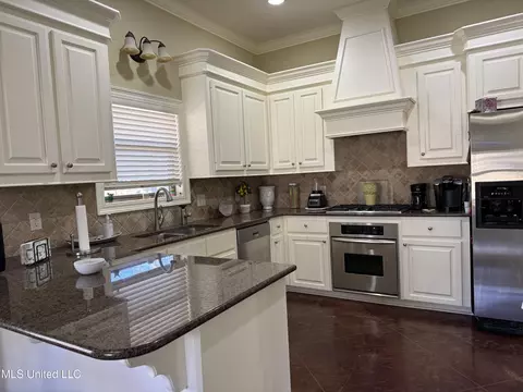 1225 Noble Dr, Edwards, MS 39066 photo 4