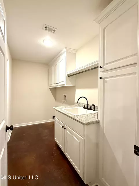 Other - 921 Filmore Dr, Brandon, MS 39042 photo 5 of 6