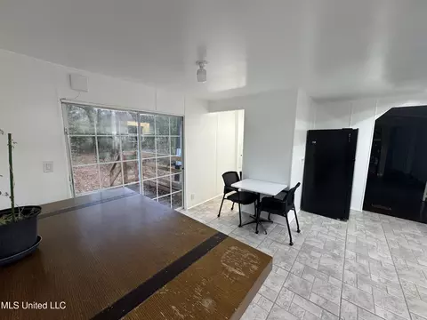 Dining - 20261 Fox Ridge Dr, Saucier, MS 39574 photo 1 of 1