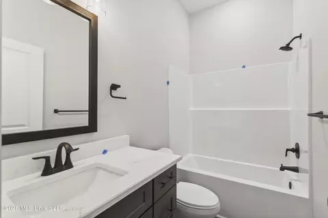 Bath - 7 Shadow Wood Dr, Mchenry, MS 39561 photo 3 of 3