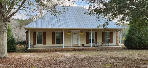26124 Lake Vista Dr, Perkinston, MS 39573