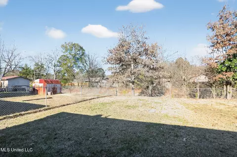 Exterior - 6603 Lyndon B Johnson Dr, Jackson, MS 39213 photo 5 of 7