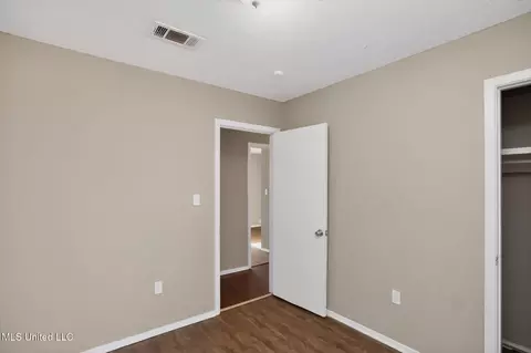 Bedroom - 6603 Lyndon B Johnson Dr, Jackson, MS 39213 photo 7 of 9