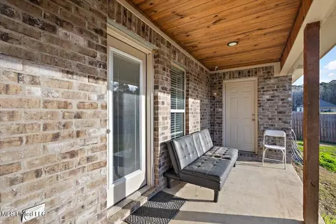 Exterior - 109 Brunswick Cv, Canton, MS 39046 photo 4 of 9