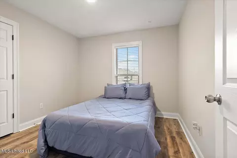 Bedroom - 109 Brunswick Cv, Canton, MS 39046 photo 3 of 4