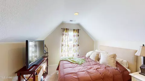 Bedroom - 459 N Classic Dr, Hernando, MS 38632 photo 5 of 5