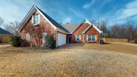 Exterior - 459 N Classic Dr, Hernando, MS 38632 photo 1 of 5