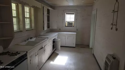 Kitchen - 92 Price Rd, Jayess, MS 39641 photo 1 of 1