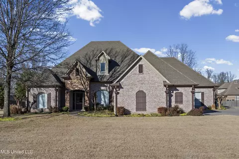 1838 Gracie Rd, Hernando, MS 38632