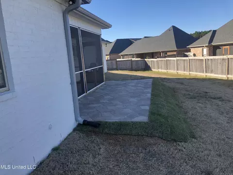 Exterior - 705 Queens Ct, Flowood, MS 39232 photo 4 of 17