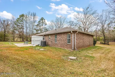Exterior - 1408 Dunn Rd, Terry, MS 39170 photo 6 of 7