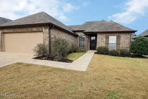 303 Ridge Pointe Dr, Brandon, MS 39042