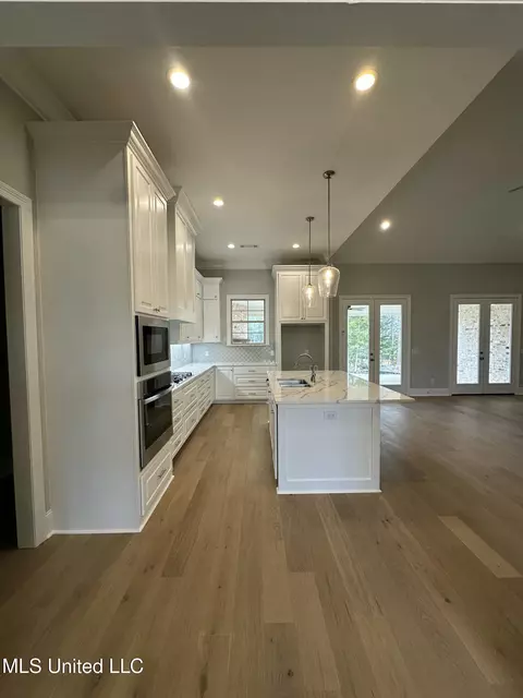 Kitchen - 377 Wellstone Pl, Madison, MS 39110 photo 1 of 4