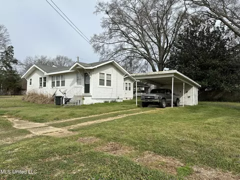 Other - 305 NW 3rd Ave, Magee, MS 39111 photo 3 of 8