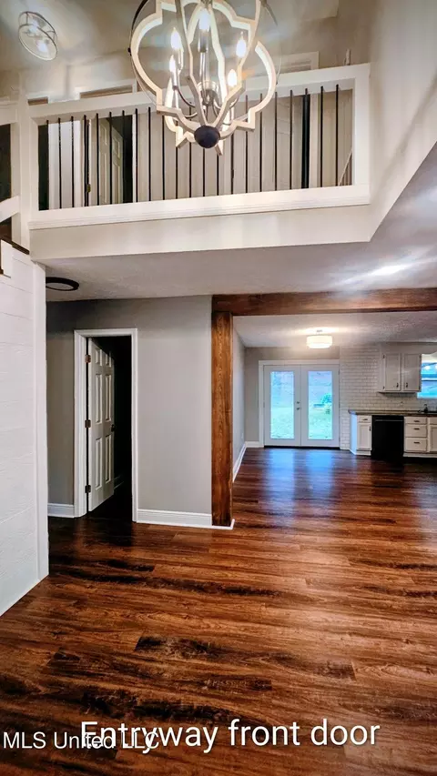 Entry Way - 151 Eagle Ridge Dr, Florence, MS 39073 photo 2 of 3