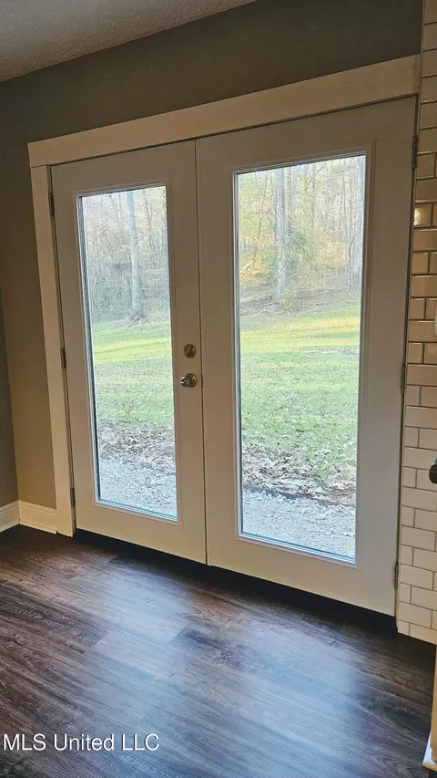 Entry Way - 151 Eagle Ridge Dr, Florence, MS 39073 photo 3 of 3