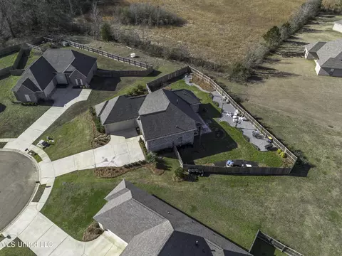 View/Area - 104 Leah Cv, Canton, MS 39046 photo 2 of 7