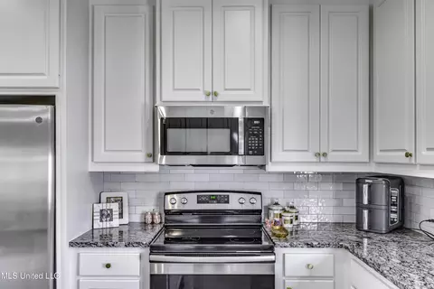 Kitchen - 104 Leah Cv, Canton, MS 39046 photo 7 of 7