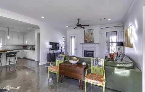 Living - 104 Leah Cv, Canton, MS 39046 photo 3 of 4