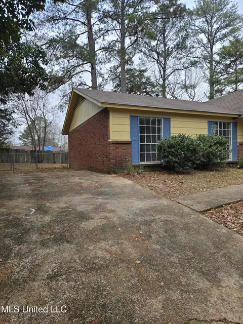 Other - 38 Cedar Pl, Jackson, MS 39212 photo 3 of 10